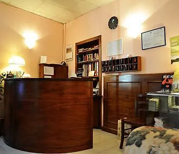 Hotel La Noce Florenz 2*,